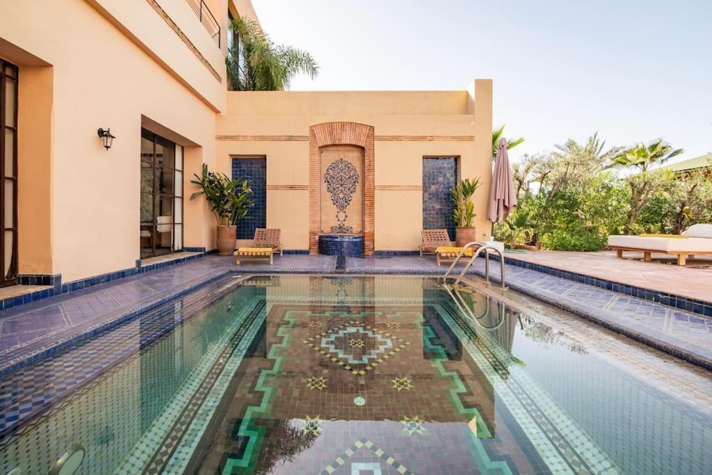 Villa May Sur Le Golf De La Palmeraie With Cooker And Butler Included Marrakesh Exterior photo